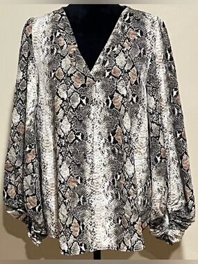 Dress Up Snake-Print V-Neck Balloon Sleeve Blouse size L